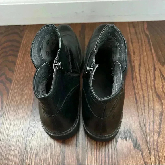 sizes 3,4,5 left in these Jana boots, they are super  Be Natural Jana Comfort Fit Women Ankle Leather Boots Side Zip Size 39, US 8-8.5